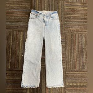 Abercrombie & Fitch, “The '90s Baggy Low Rise” Size 27, Light wash jeans